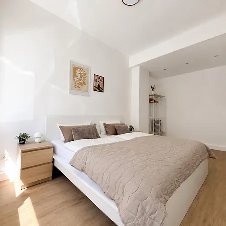 Tempora Homes - *